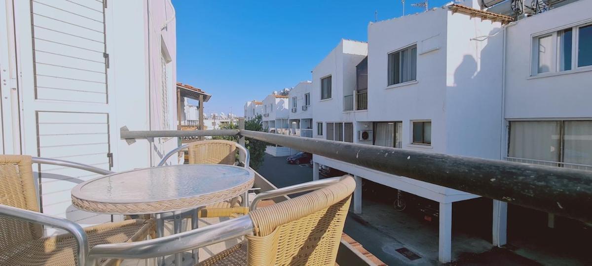 Stay Blue Apartment Ayia Napa Exterior foto